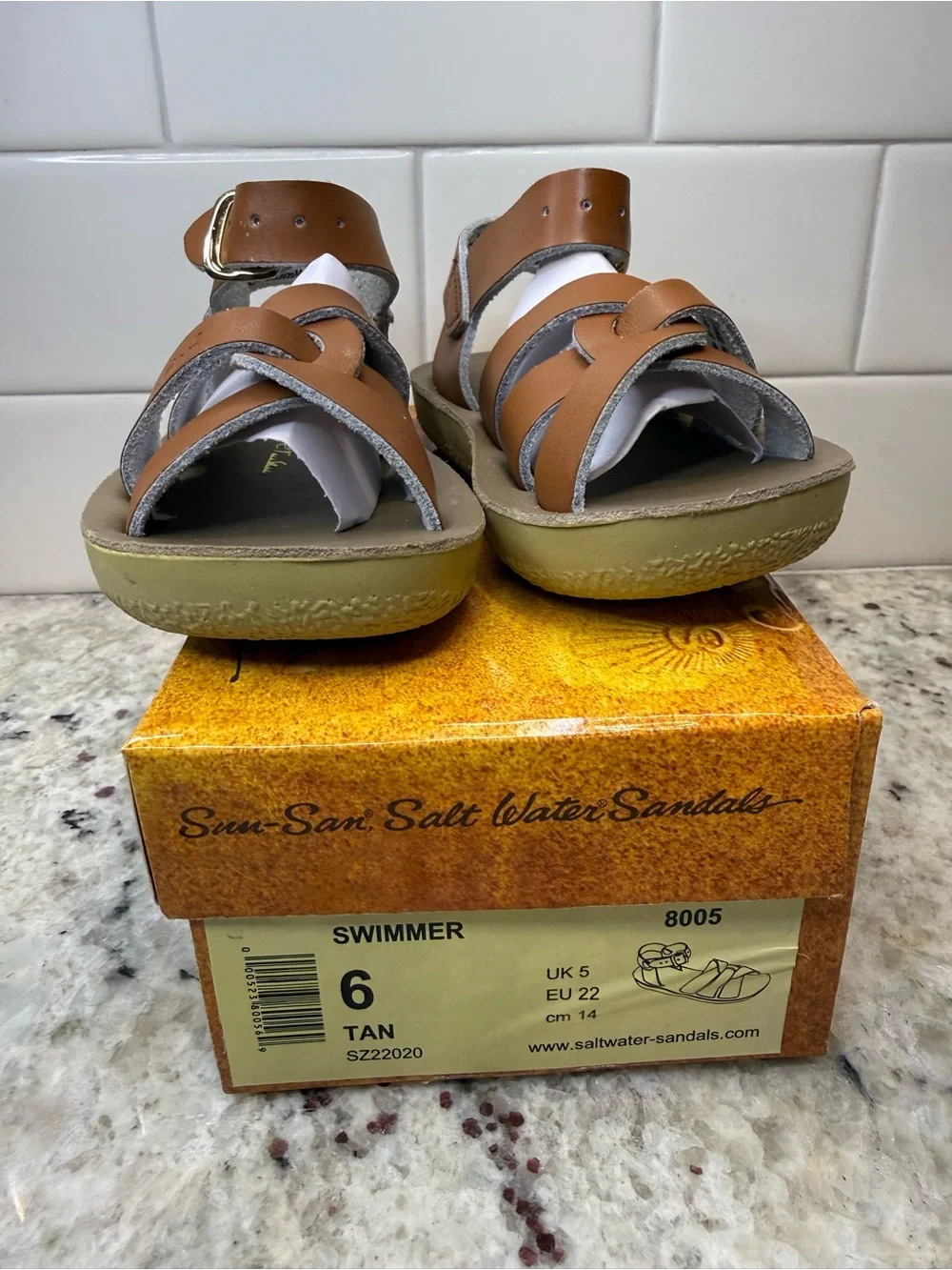 Salt Water Brown Genuine Leather Strap Sandals with Gold Buckle Size 6 NIB